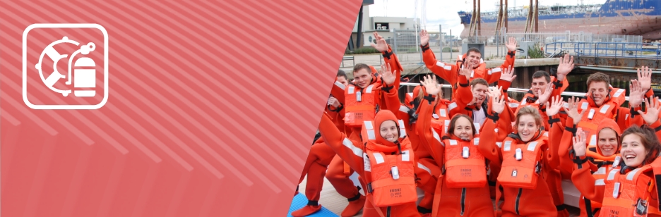Yacht safety course: online training for crew | image: crew in immersion suits